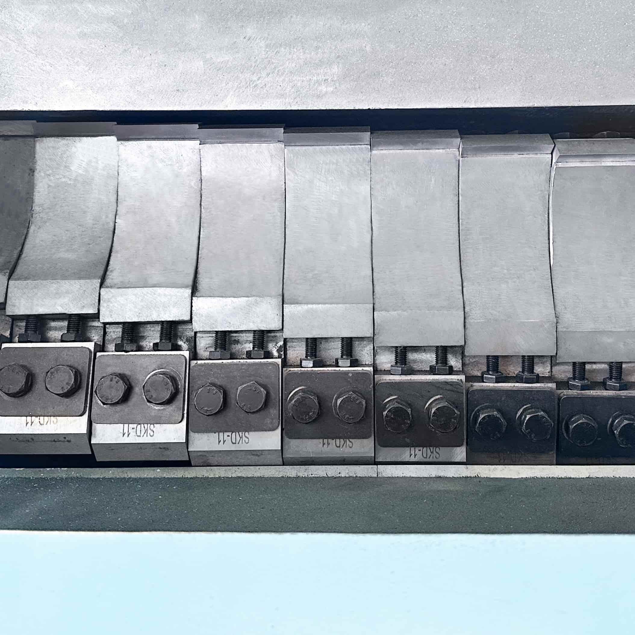 Heat-Treated Alloy Crusher Blades